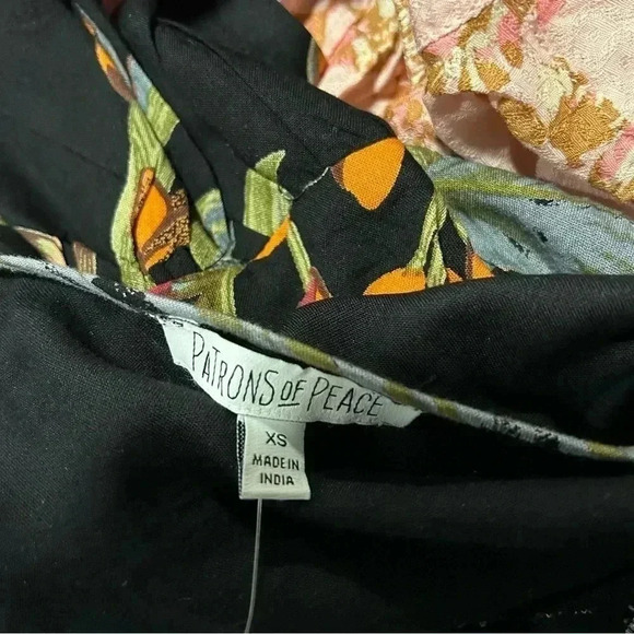 Patrons  Of Peace Tank - Picture 6 of 9